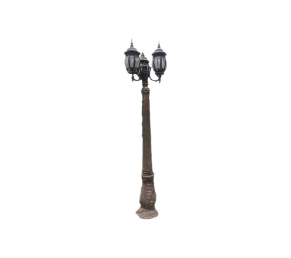 Trial Triple Head 240cm Height Garden Light